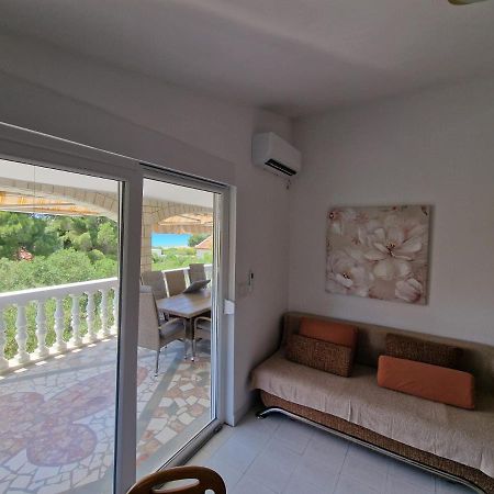 Apartman Lugovic 시베니크 외부 사진
