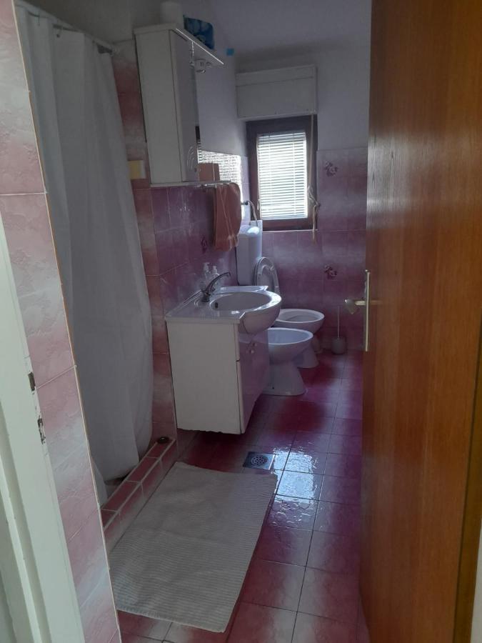 Apartman Lugovic 시베니크 외부 사진